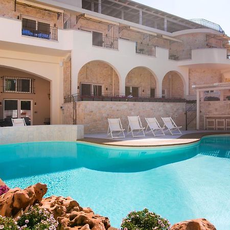 Neikos Mediterraneo Luxury Suites Hanioti Zewnętrze zdjęcie