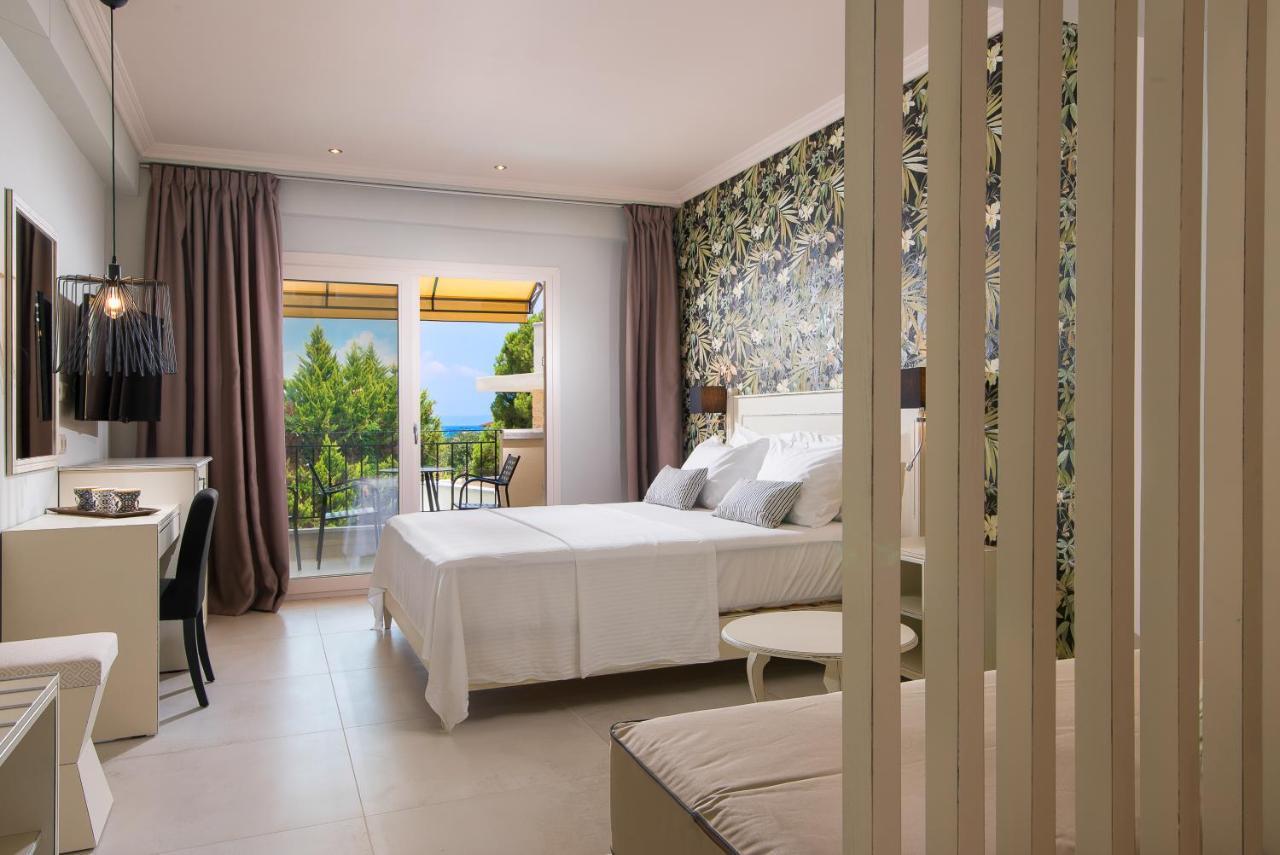 Neikos Mediterraneo Luxury Suites Hanioti Zewnętrze zdjęcie