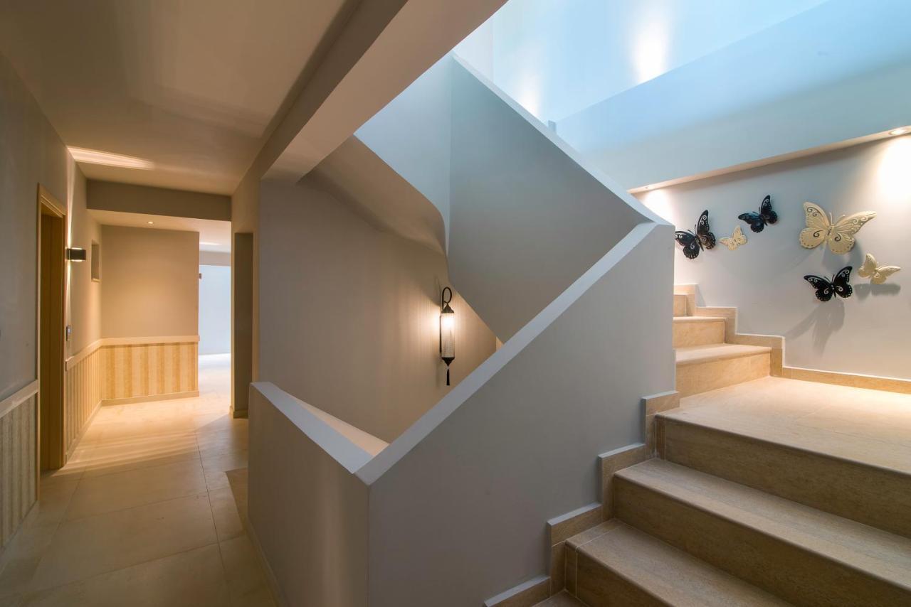 Neikos Mediterraneo Luxury Suites Hanioti Zewnętrze zdjęcie
