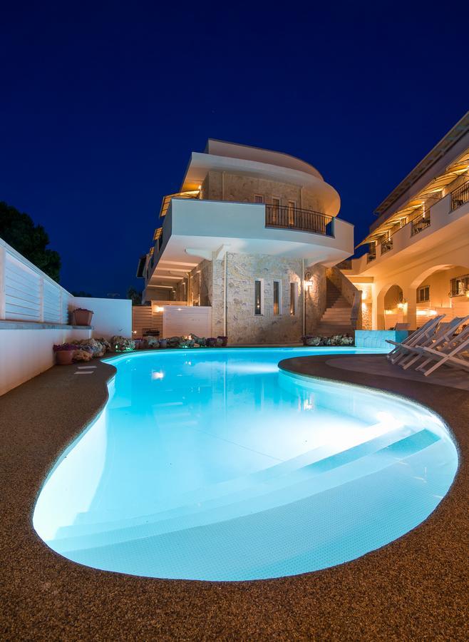 Neikos Mediterraneo Luxury Suites Hanioti Zewnętrze zdjęcie