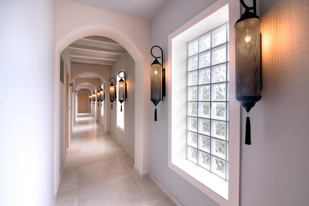 Neikos Mediterraneo Luxury Suites Hanioti Zewnętrze zdjęcie