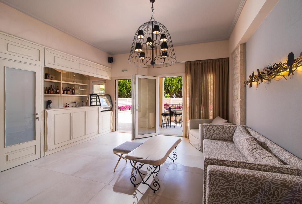 Neikos Mediterraneo Luxury Suites Hanioti Zewnętrze zdjęcie